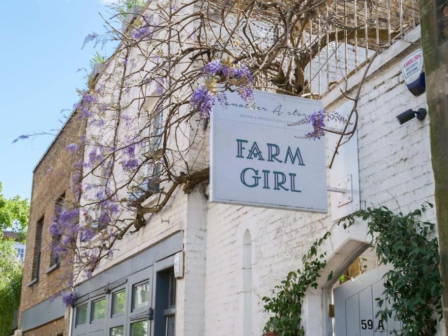 Stylish Portobello Road Two-bed Flat Appartement