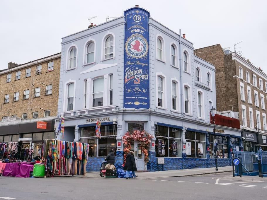 Stylish Portobello Road Two-bed Flat *